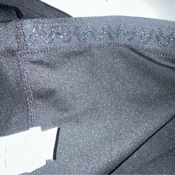 Tommie Copper Short Sleeve V Neck Compression Shirt women’s size M - Picture 9 of 9